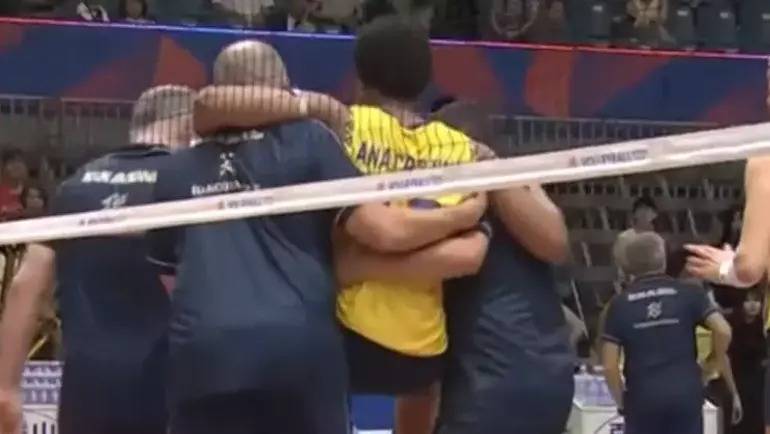 Fenerbahçe'yi yıkan haber: Yıldız oyuncunun menisküsünde yırtık çıktı 3